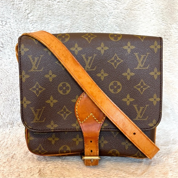 Louis Vuitton Vintage Cartouchiere MM Monogram Crossbody - Picture 3 of 17